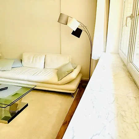 Sandy Coast Souterrain Apartment *