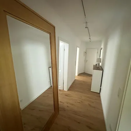 Sandy Coast Souterrain アパート *