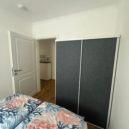 Sandy Coast Souterrain アパート